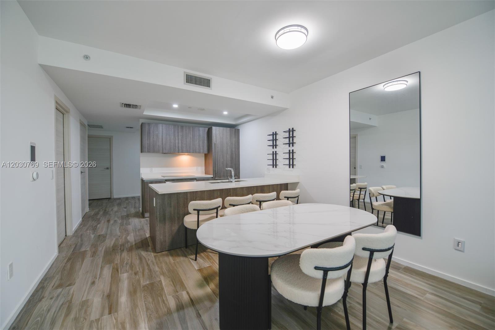 801 SMA RESIDENCES CONDO - Residential Lease