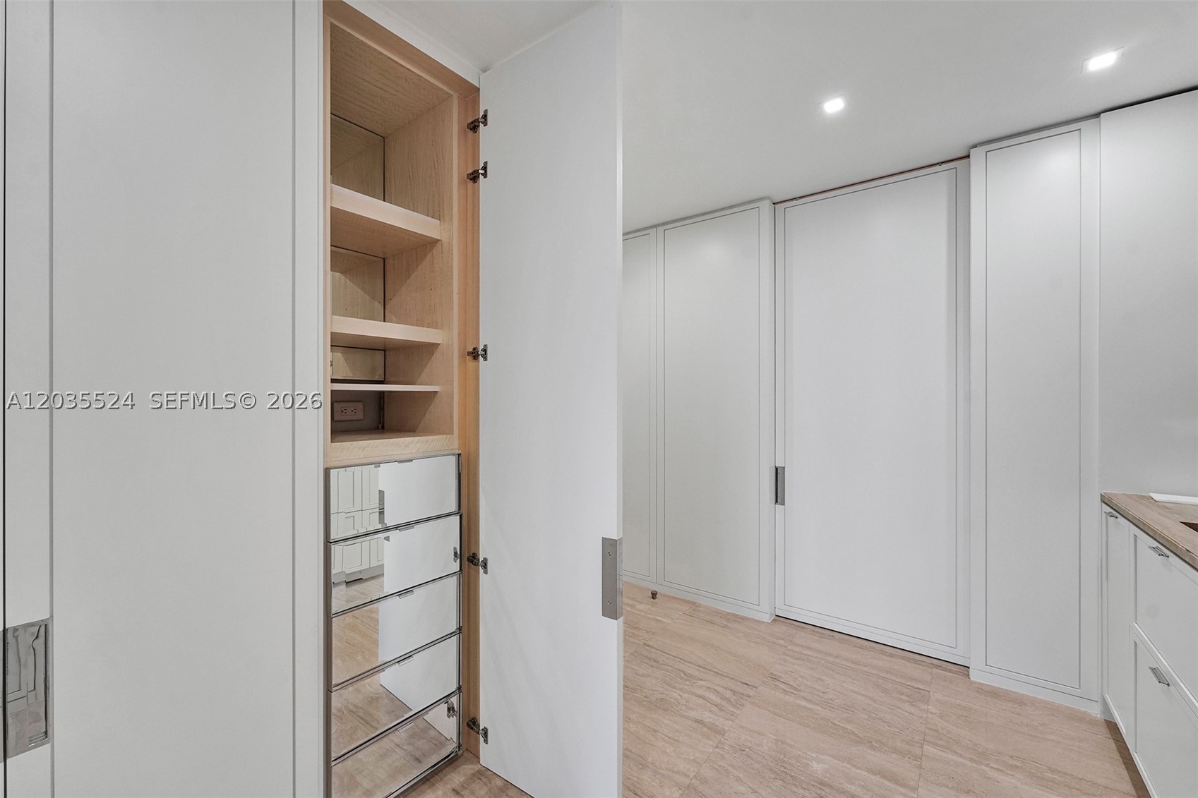 BAL HARBOUR CENTER CONDO - Residential Lease