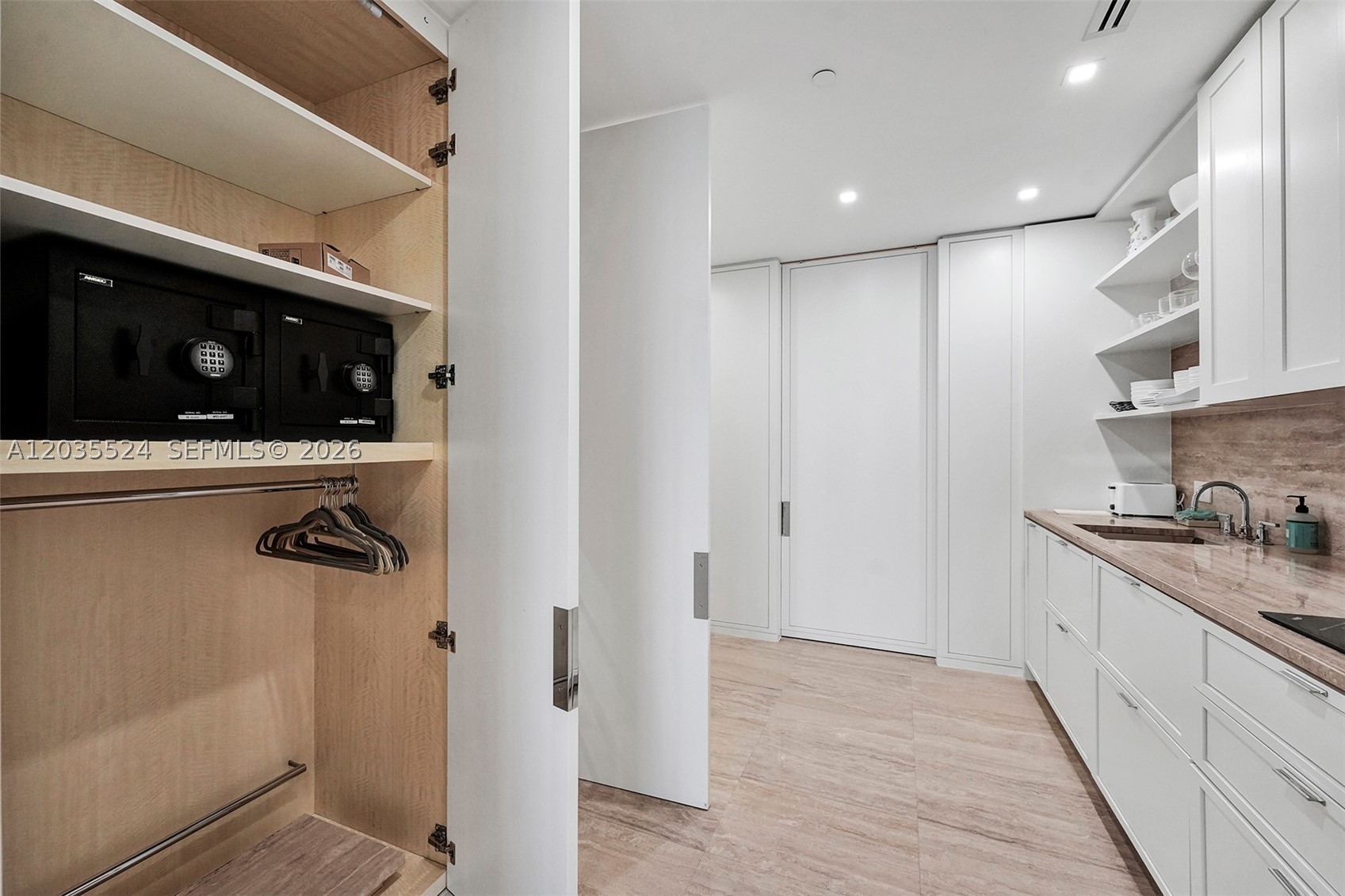 BAL HARBOUR CENTER CONDO - Residential Lease