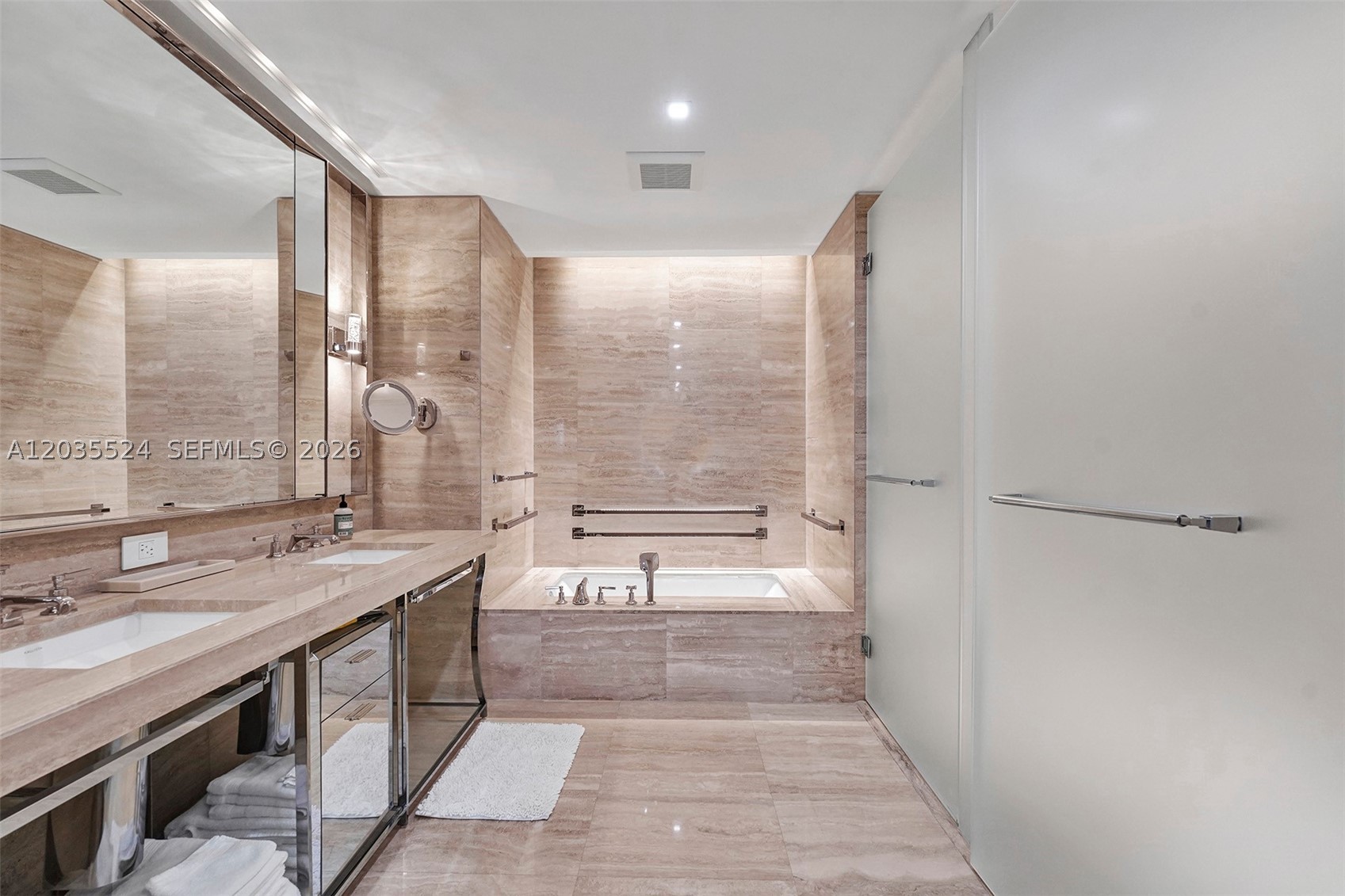 BAL HARBOUR CENTER CONDO - Residential Lease