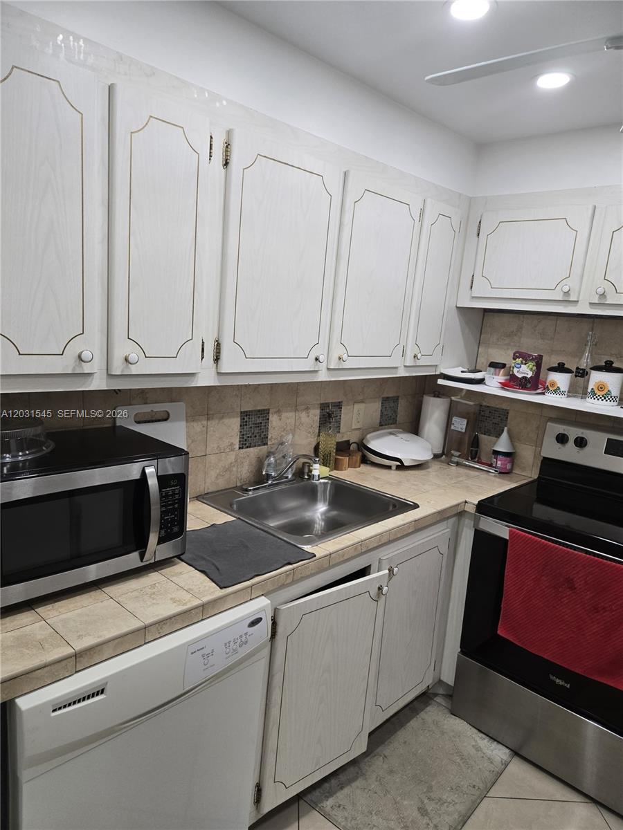 CAMBRIDGE A CONDO - Residential