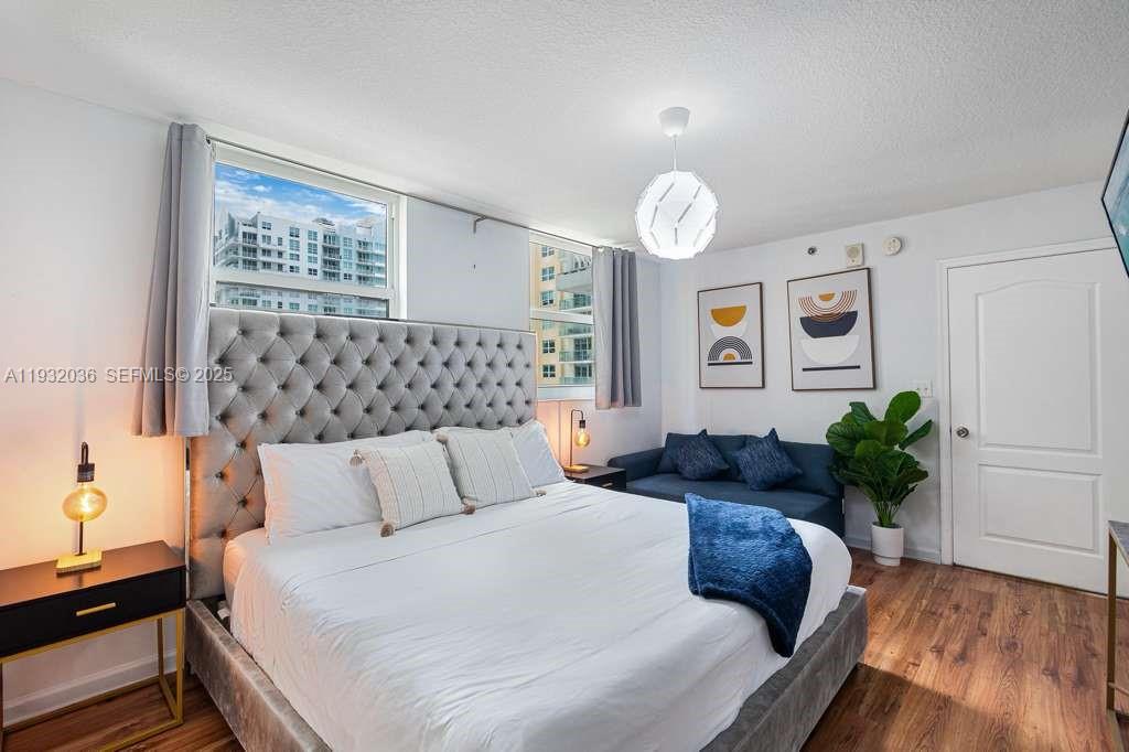 THE CLUB AT BRICKELL BAY - Residential