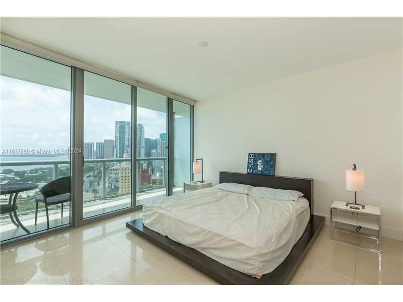 MARINABLUE CONDO - Residential Lease