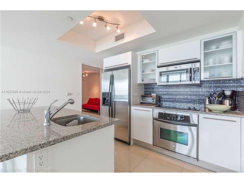 MARINABLUE CONDO - Residential Lease