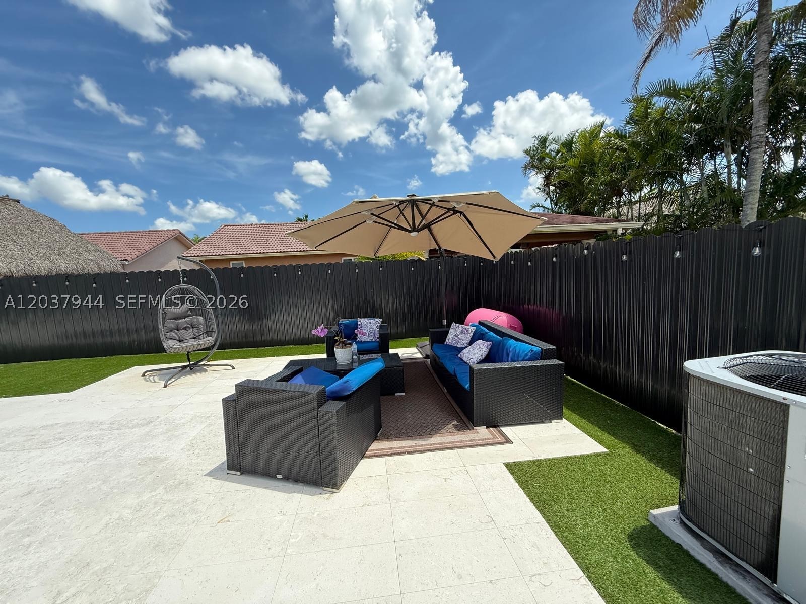 G B ESTATES - Residential