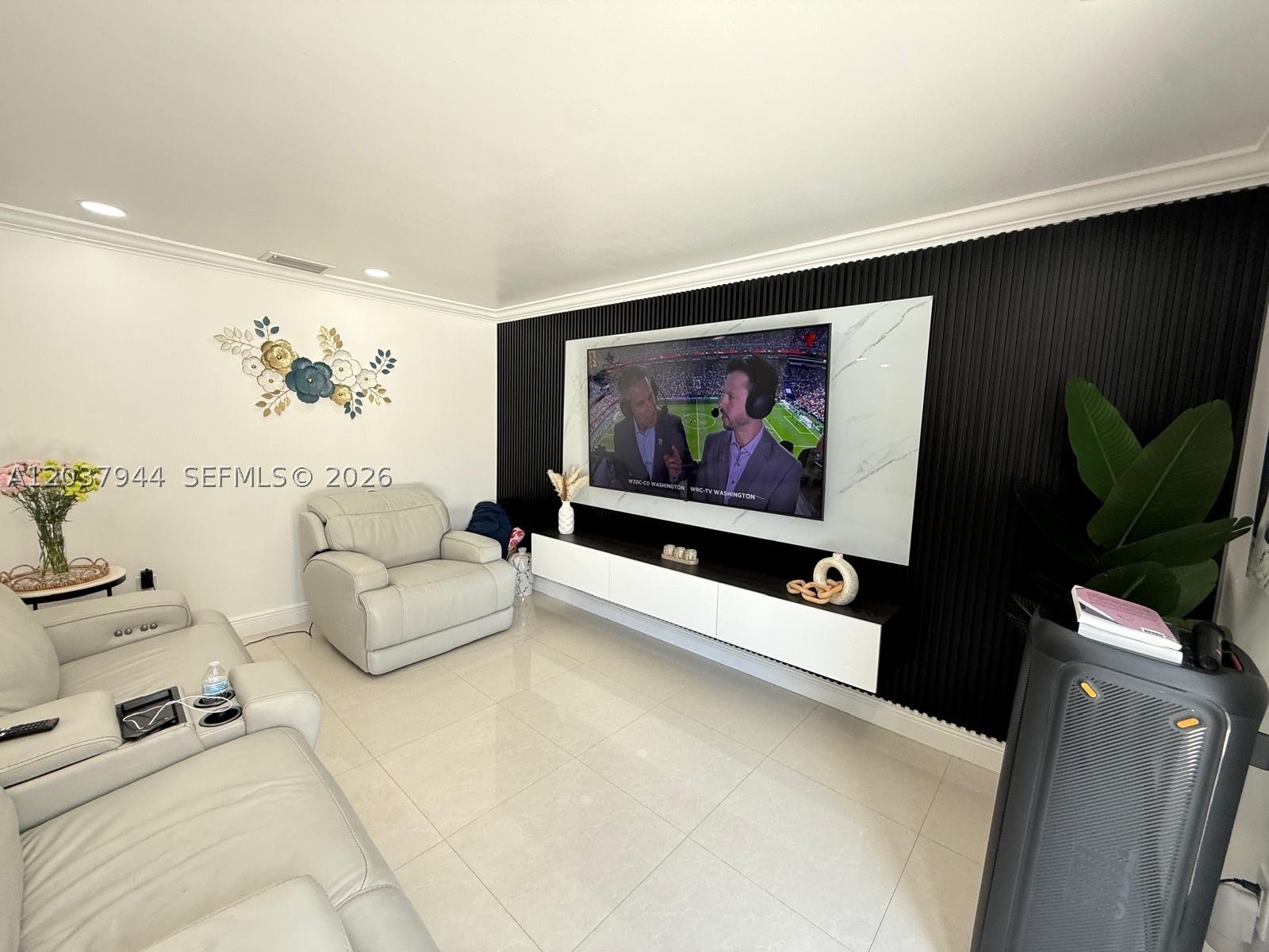 G B ESTATES - Residential