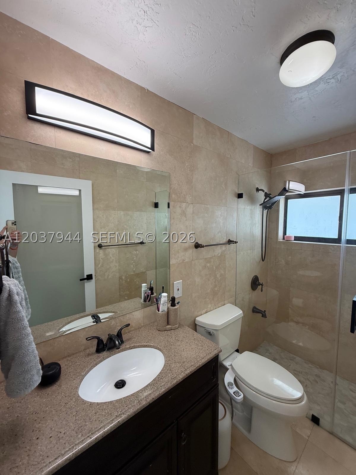 G B ESTATES - Residential