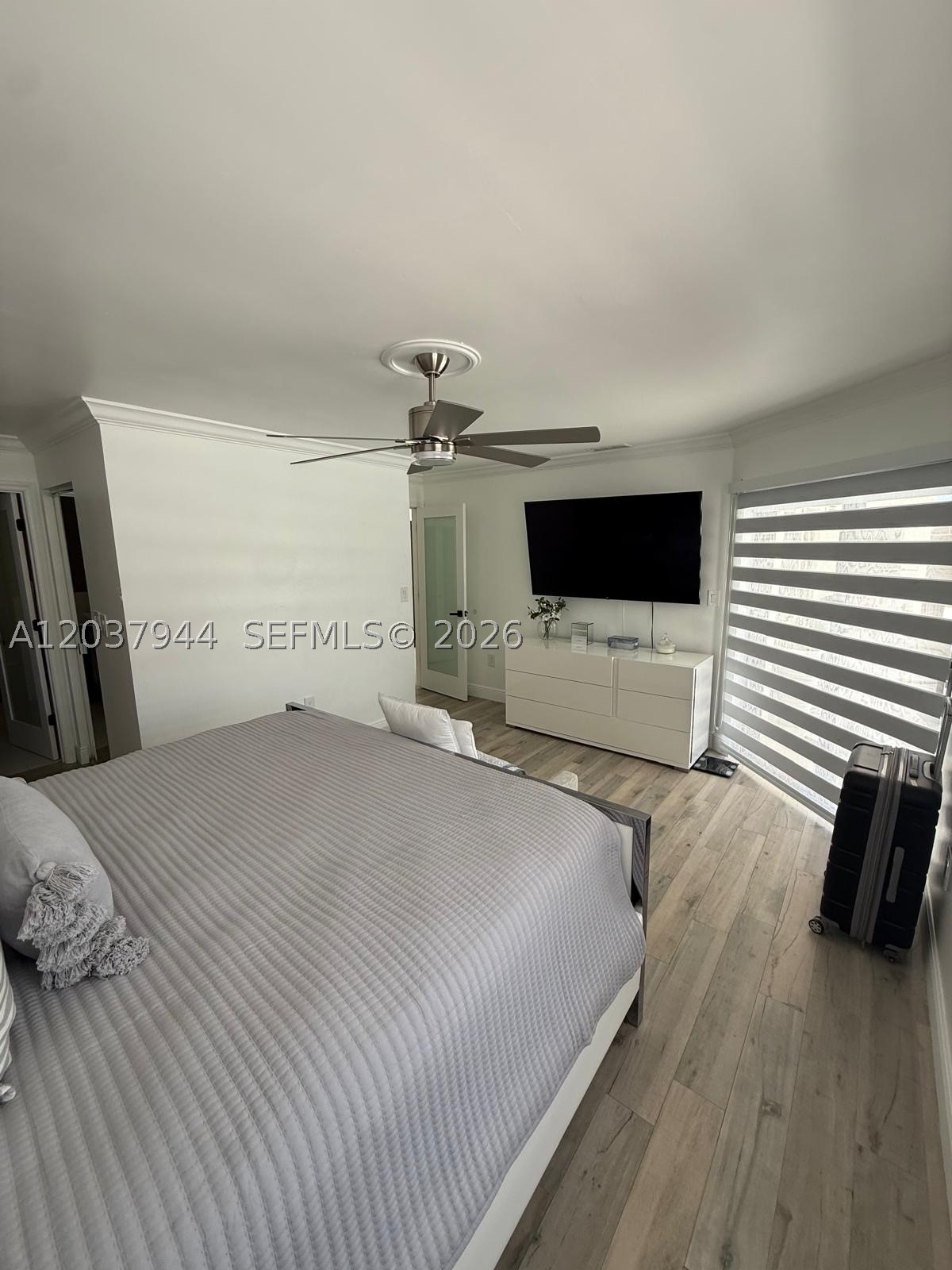 G B ESTATES - Residential