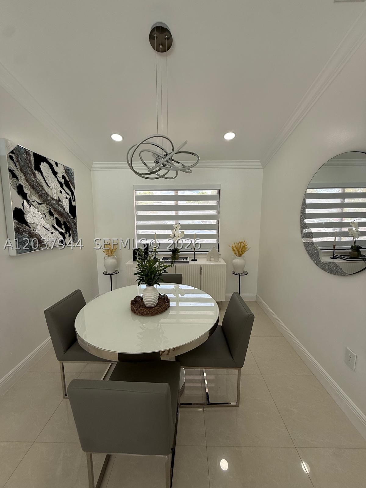 G B ESTATES - Residential