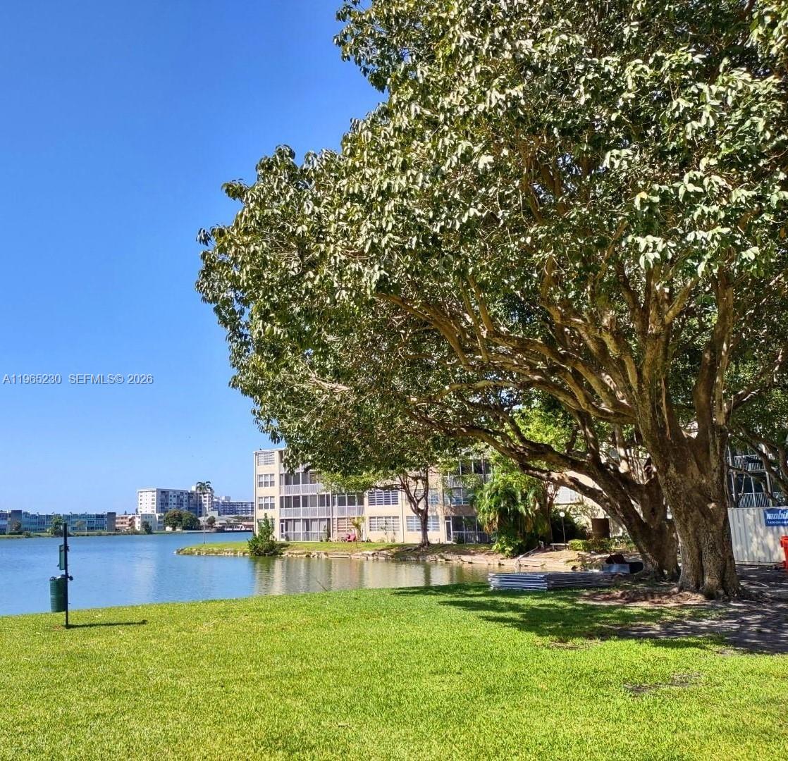 JADE WINDS GROUP BAMBOO G - Residential