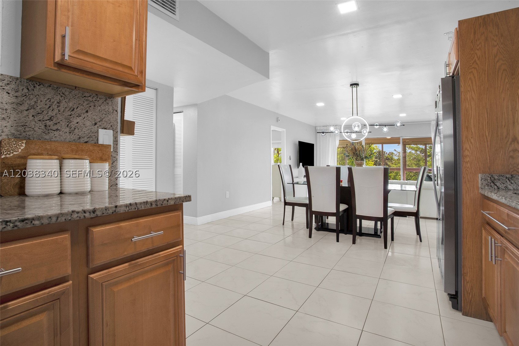 SANDS POINT CONDOMINIUM I - Residential