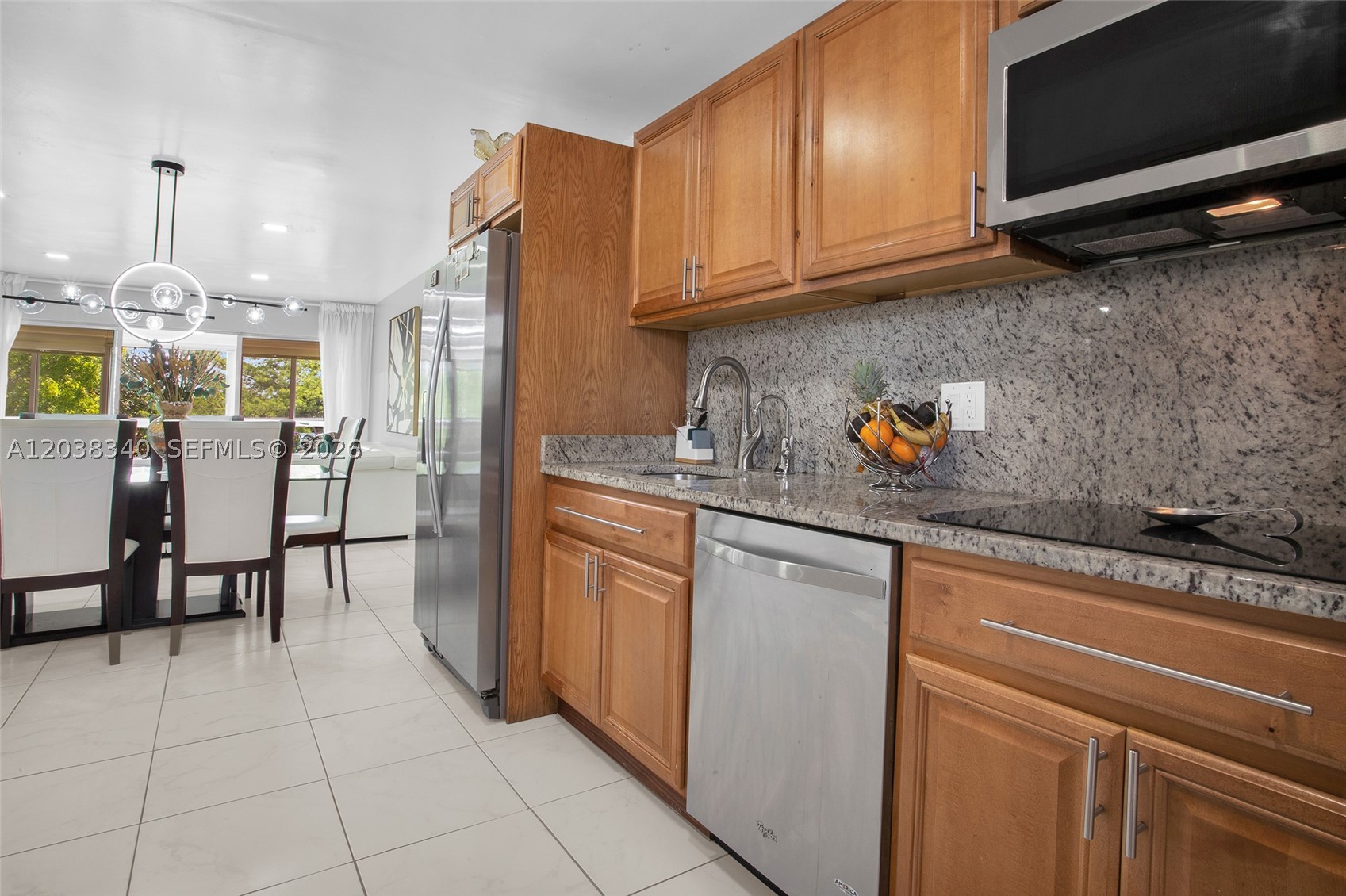 SANDS POINT CONDOMINIUM I - Residential