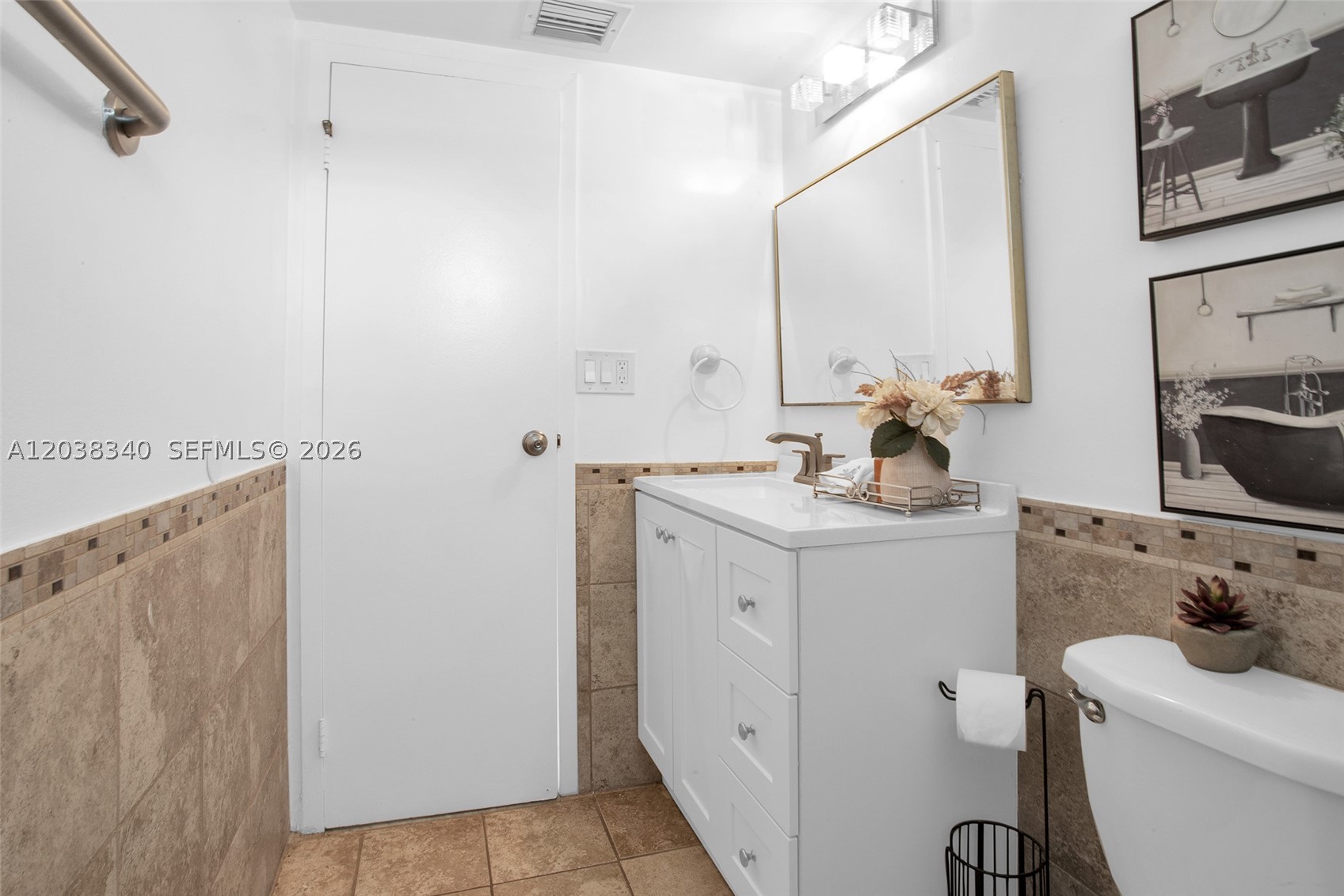 SANDS POINT CONDOMINIUM I - Residential