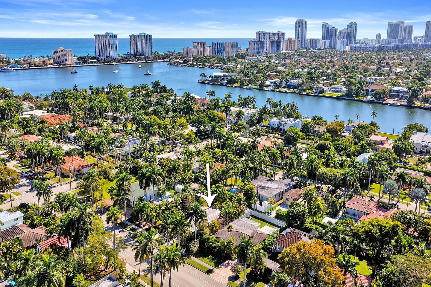 HOLLYWOOD LAKES SECTION - Residential Lease