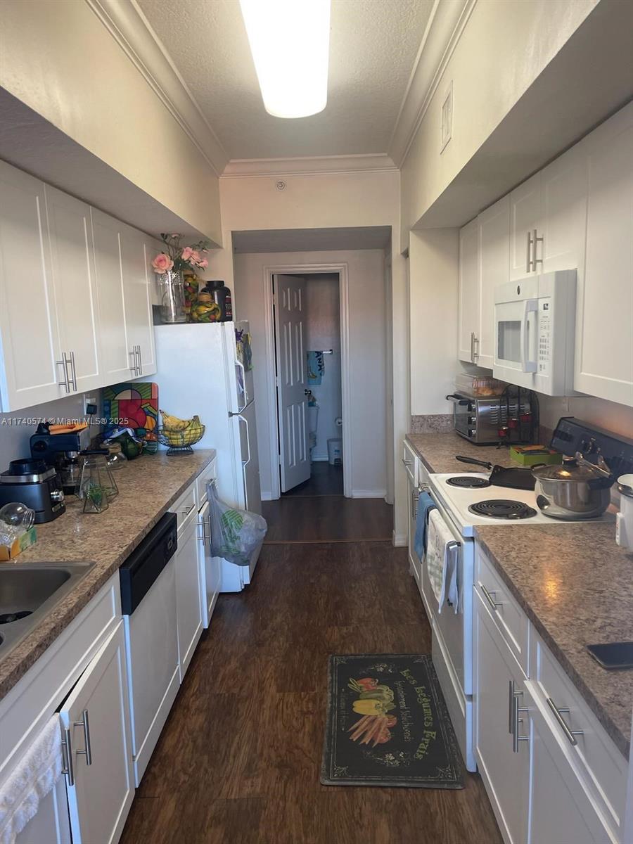 MARQUESA CONDO - Residential
