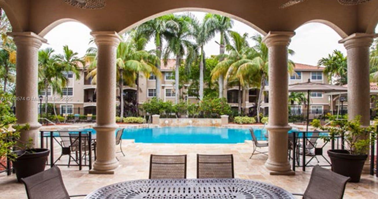 MARQUESA CONDO - Residential