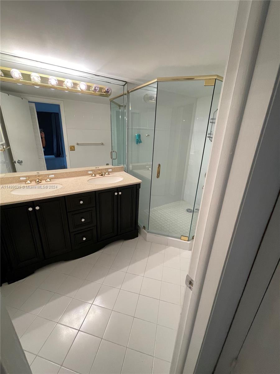 PALM CREST VILLAS CONDO - Residential