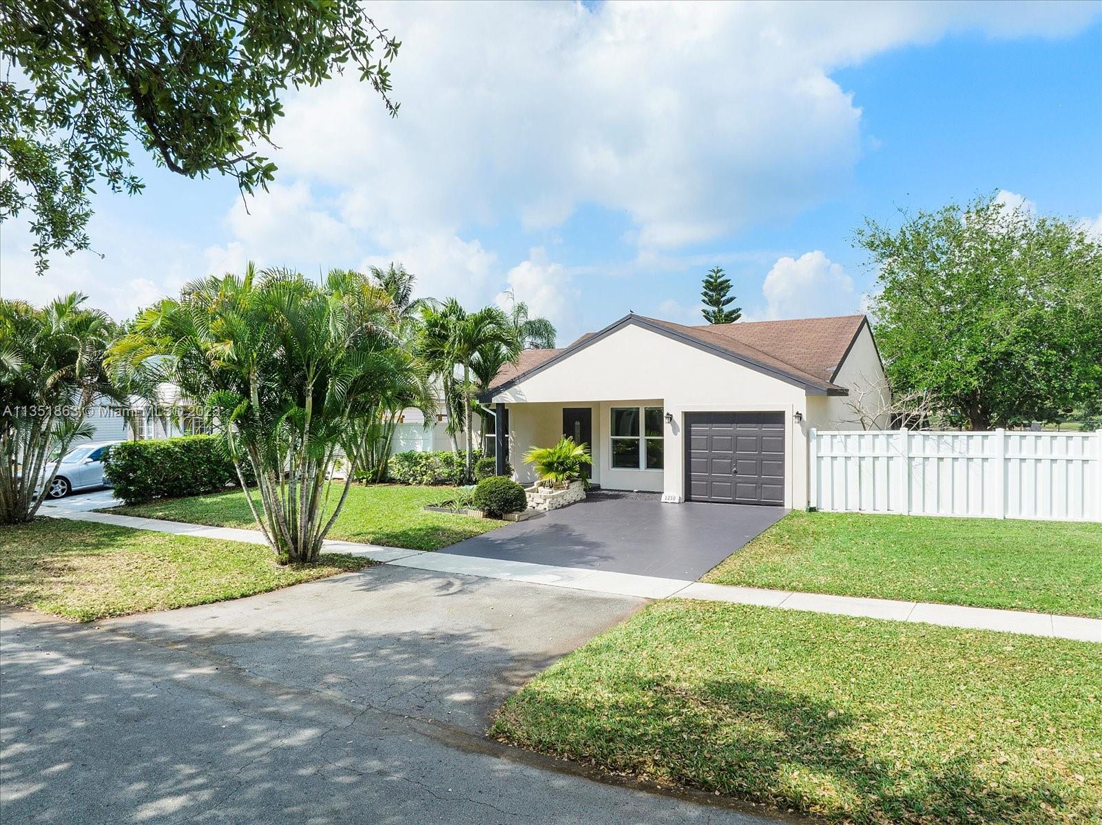 CINNAMON PLACE 1 - Residential