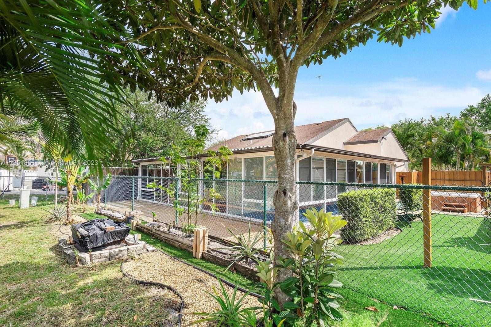 CINNAMON PLACE 1 - Residential