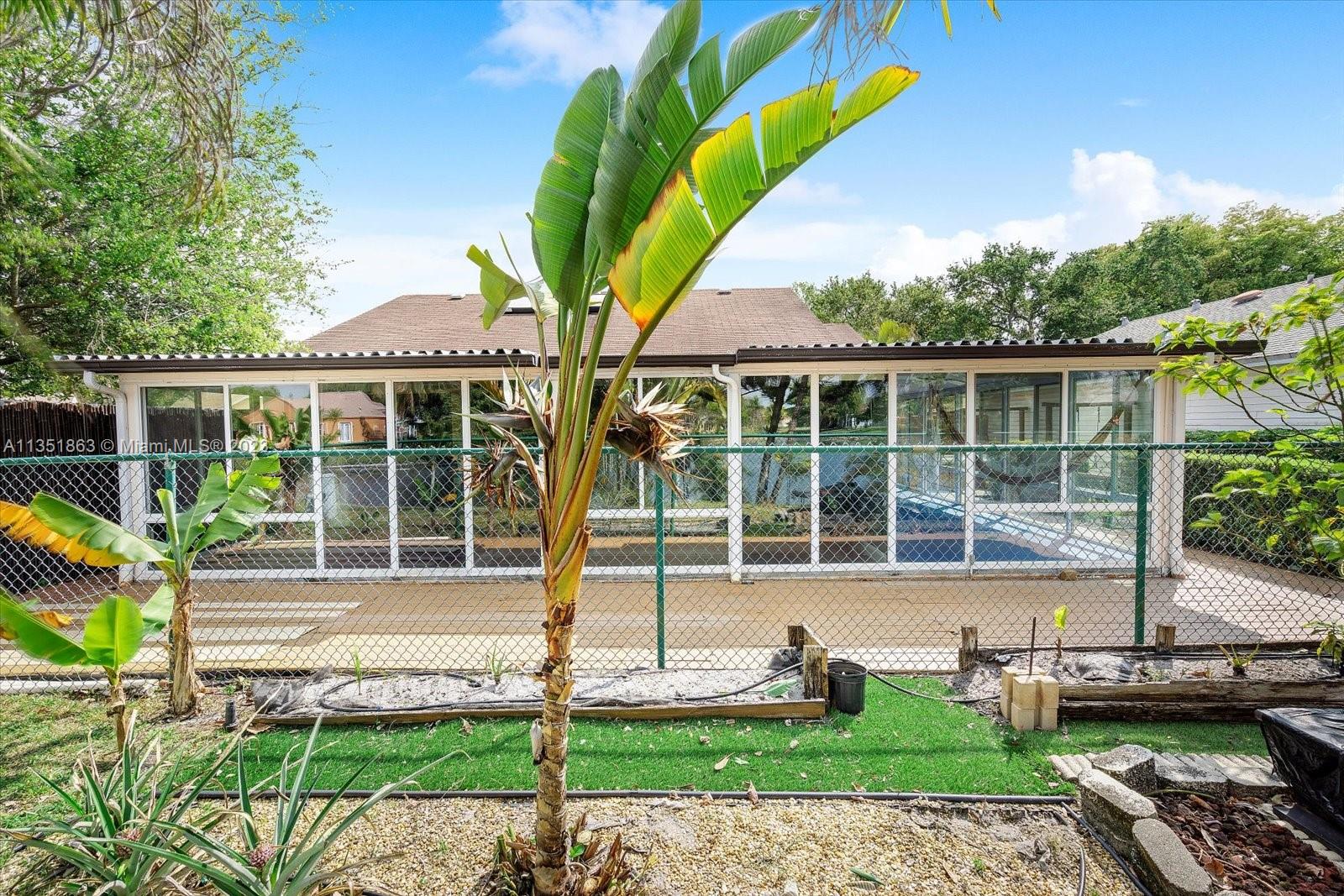 CINNAMON PLACE 1 - Residential