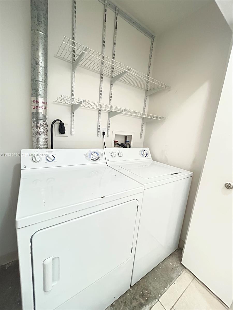 CITE CONDO - Residential