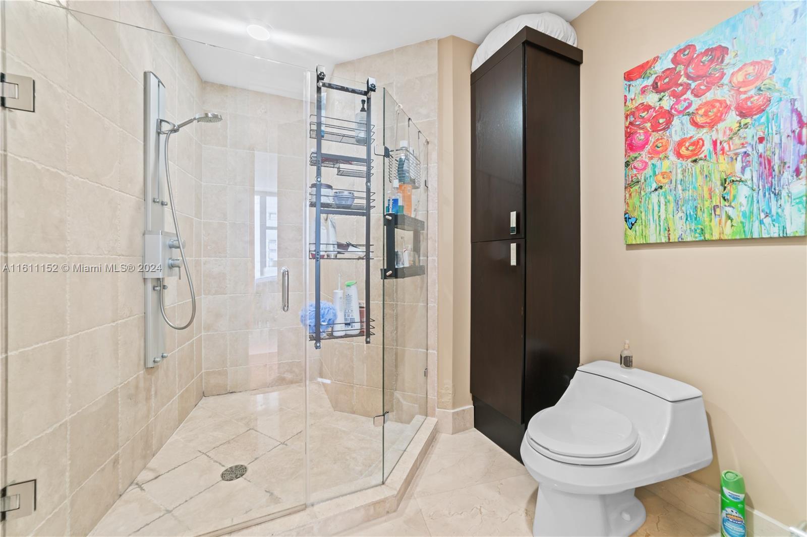 TRUMP ROYALE CONDO - Residential