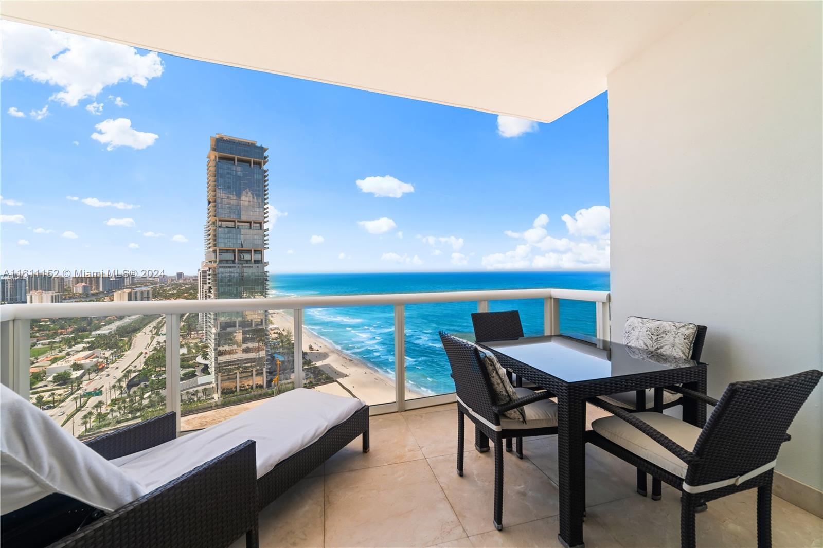 TRUMP ROYALE CONDO - Residential