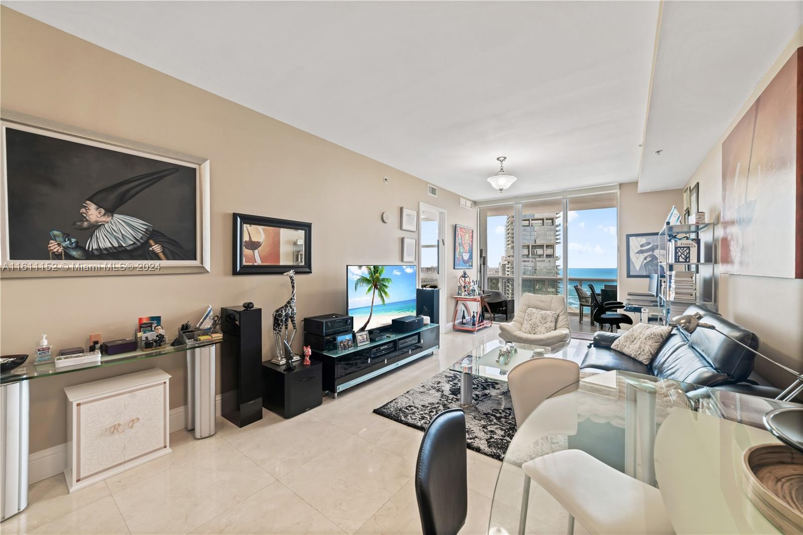 TRUMP ROYALE CONDO - Residential
