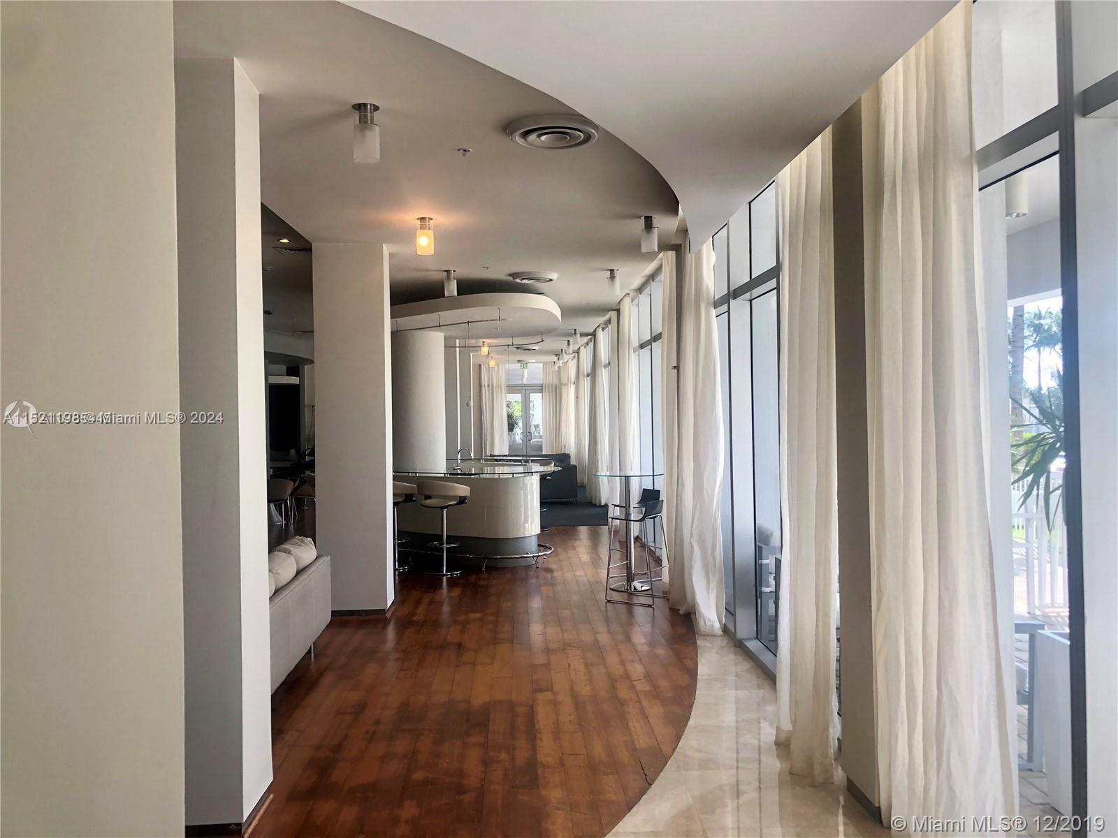 HARBOUR HOUSE - Residential