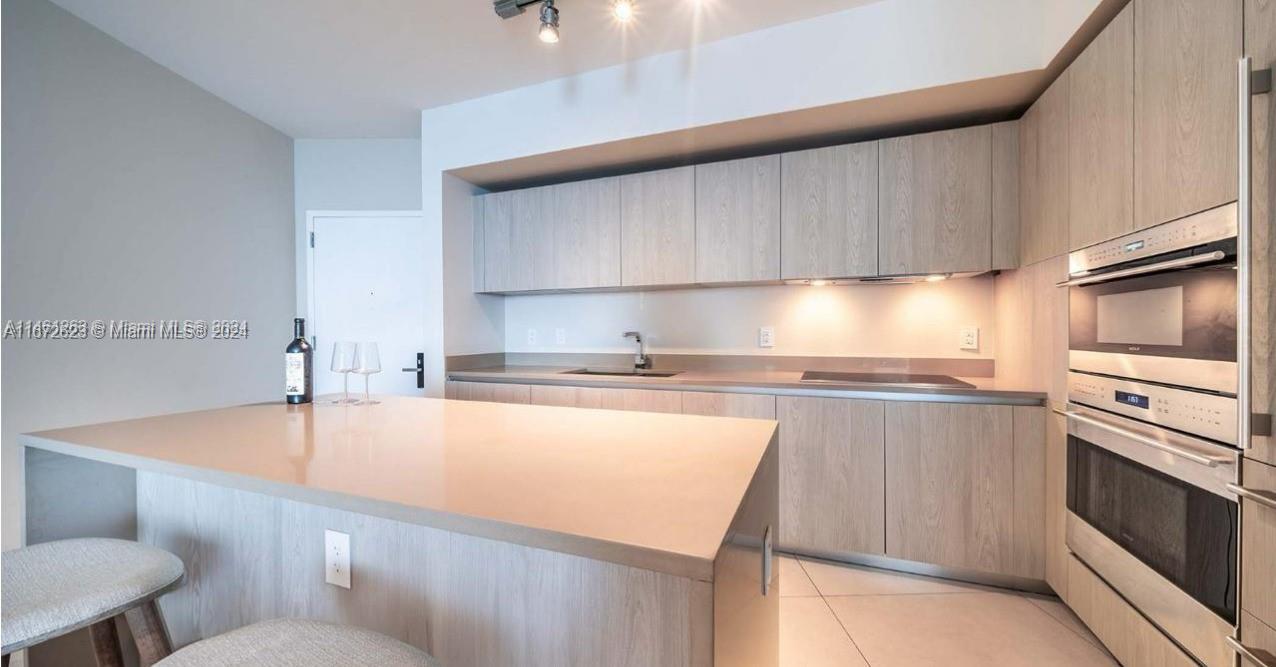 4111 SOUTH OCEAN DRIVE CO - Residential