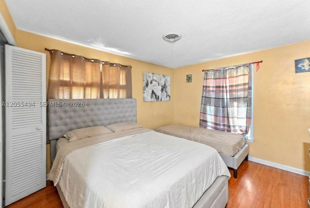 WOODCREST - Residential