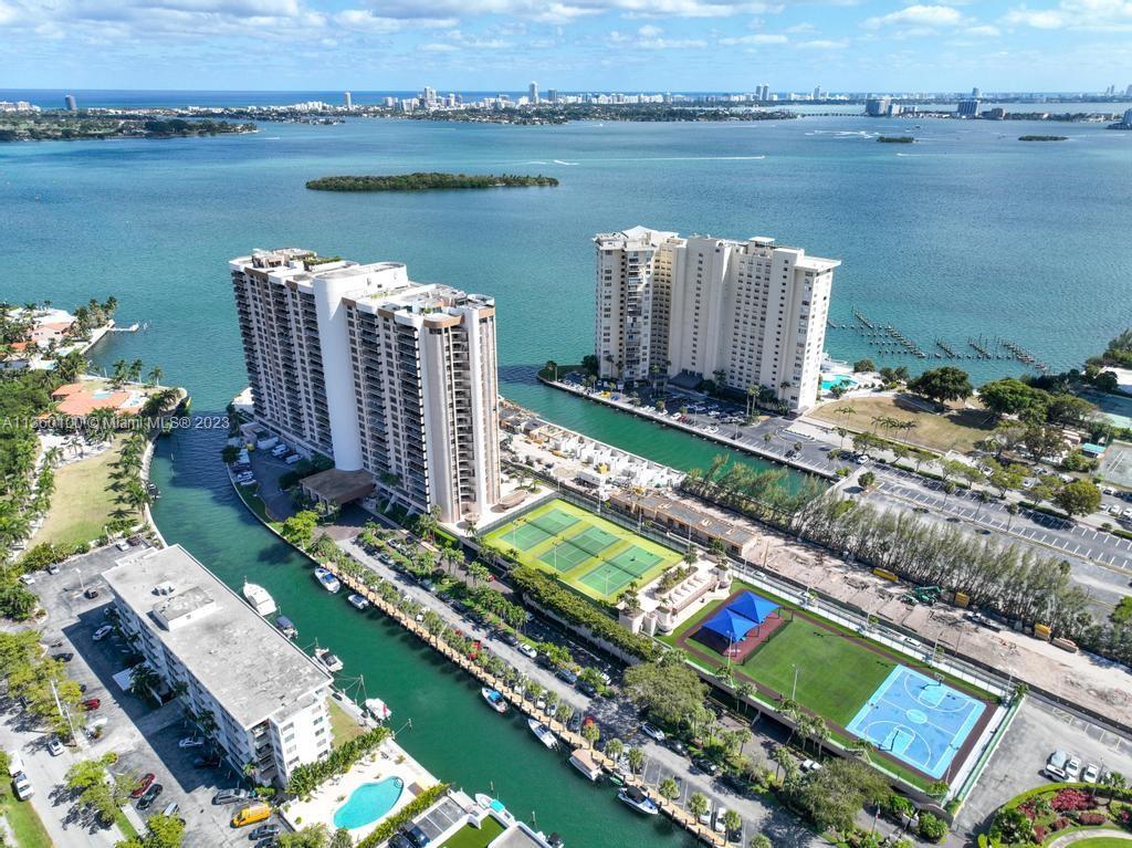 CRICKET CLUB CONDO - Residential
