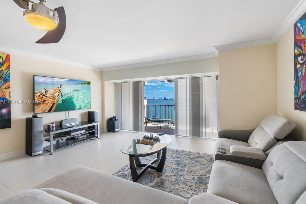 CRICKET CLUB CONDO - Residential