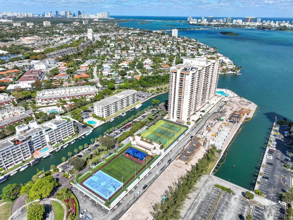 CRICKET CLUB CONDO - Residential