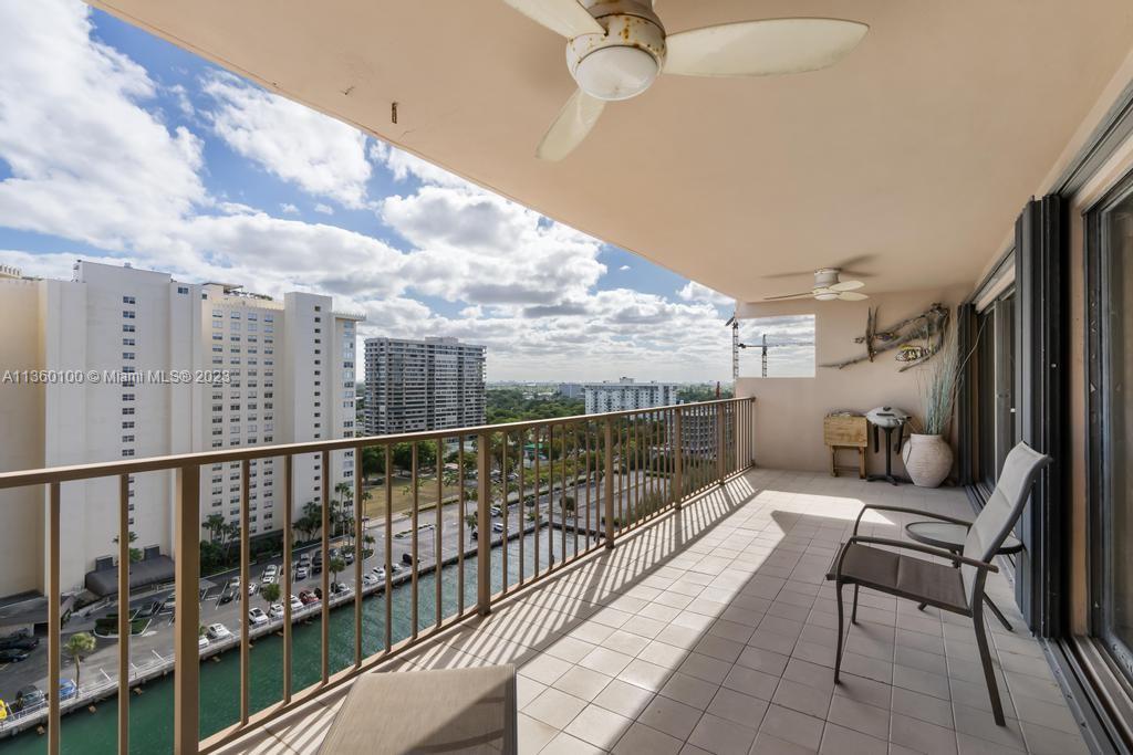 CRICKET CLUB CONDO - Residential