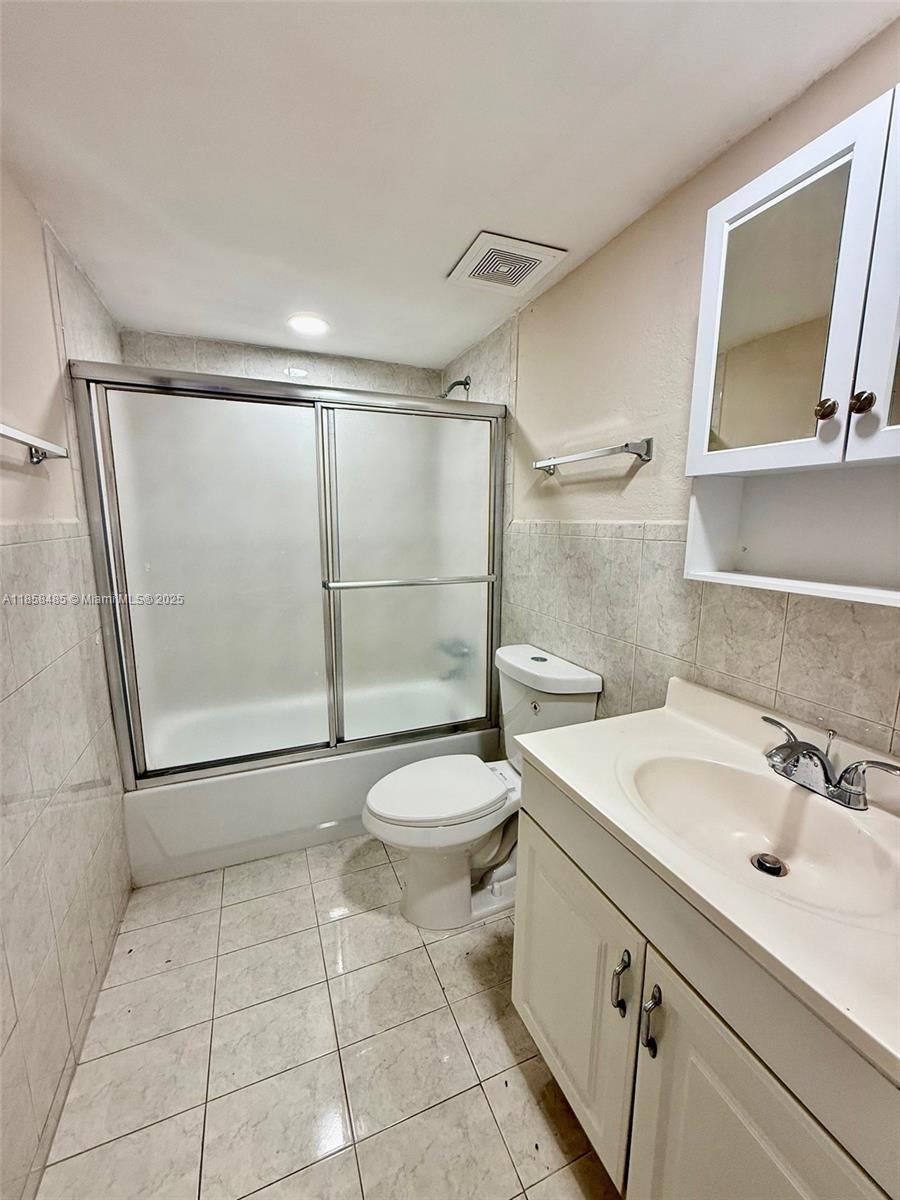 WESTLAND GARDENS CONDO - Residential Lease