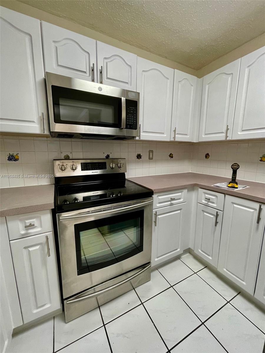 WESTLAND GARDENS CONDO - Residential Lease