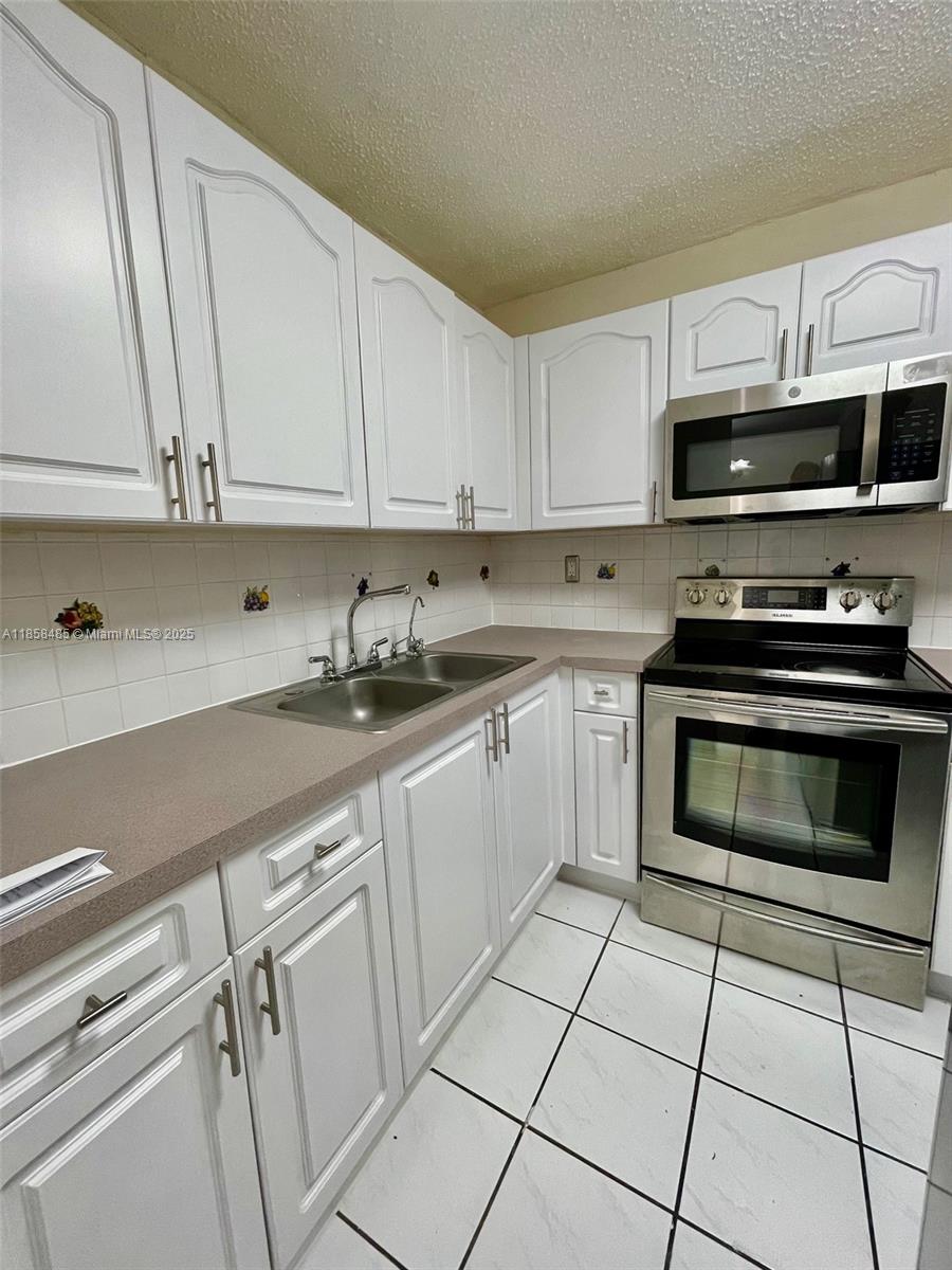 WESTLAND GARDENS CONDO - Residential Lease