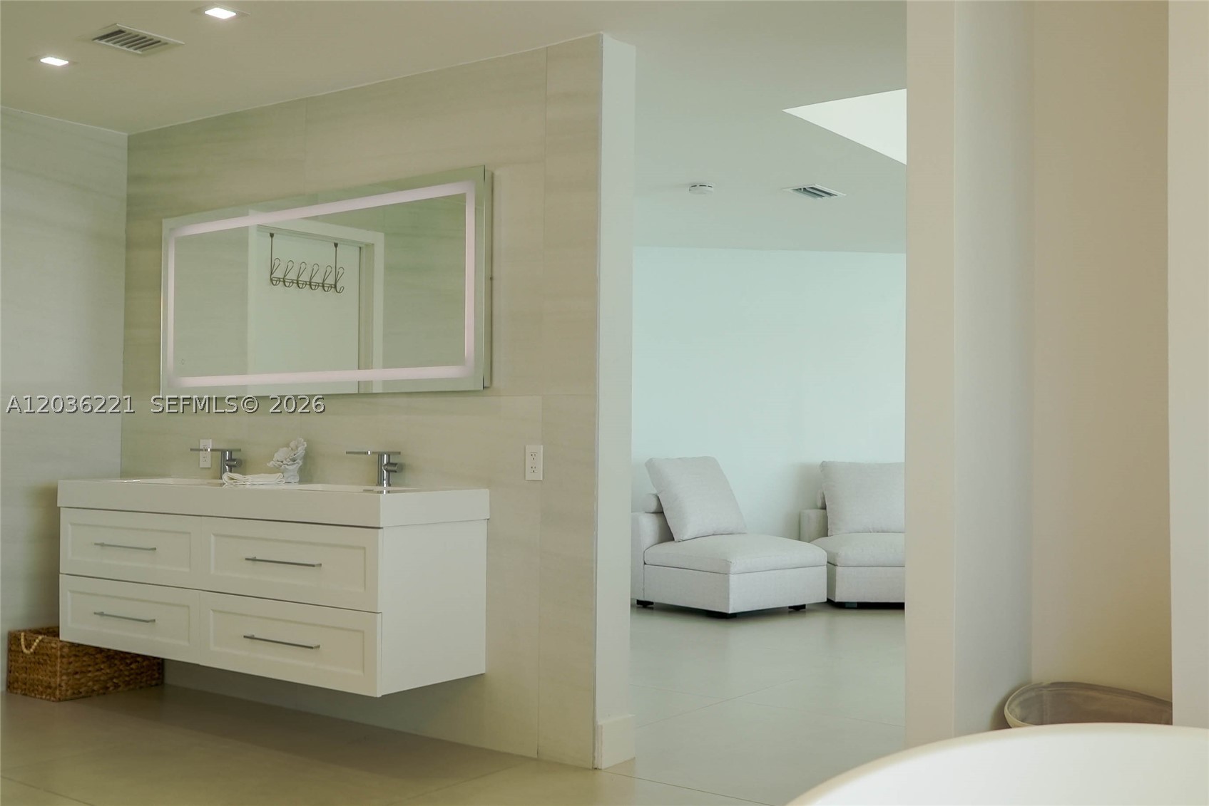 NORTH BAY ISLAND - Residential