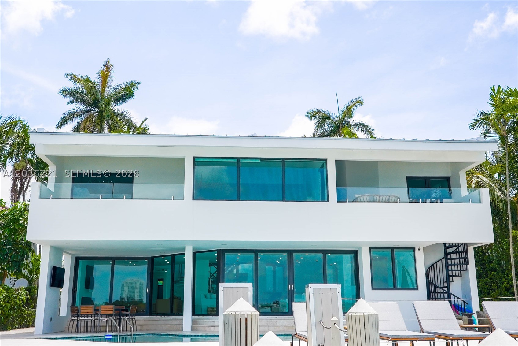 NORTH BAY ISLAND - Residential