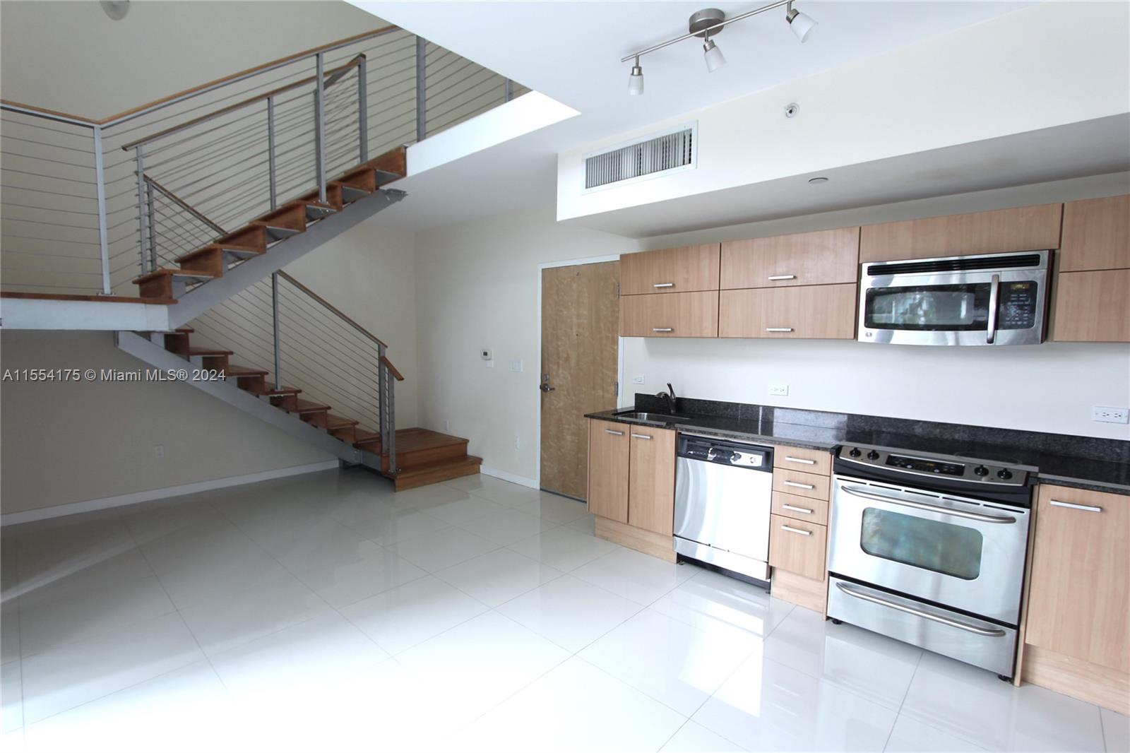 WIND CONDO - Residential