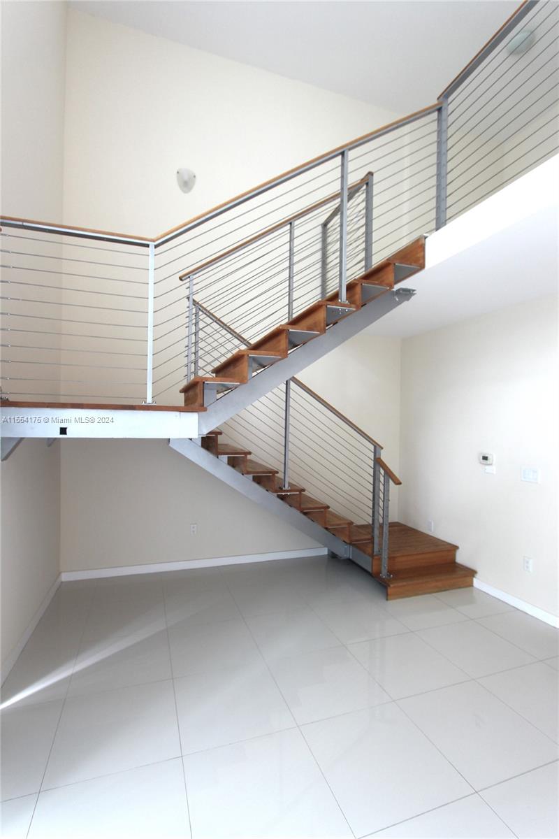 WIND CONDO - Residential