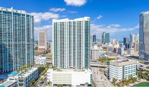 WIND CONDO - Residential