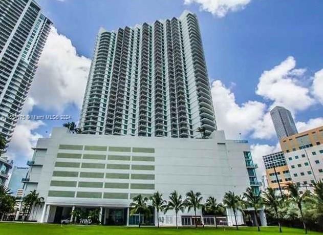 WIND CONDO - Residential