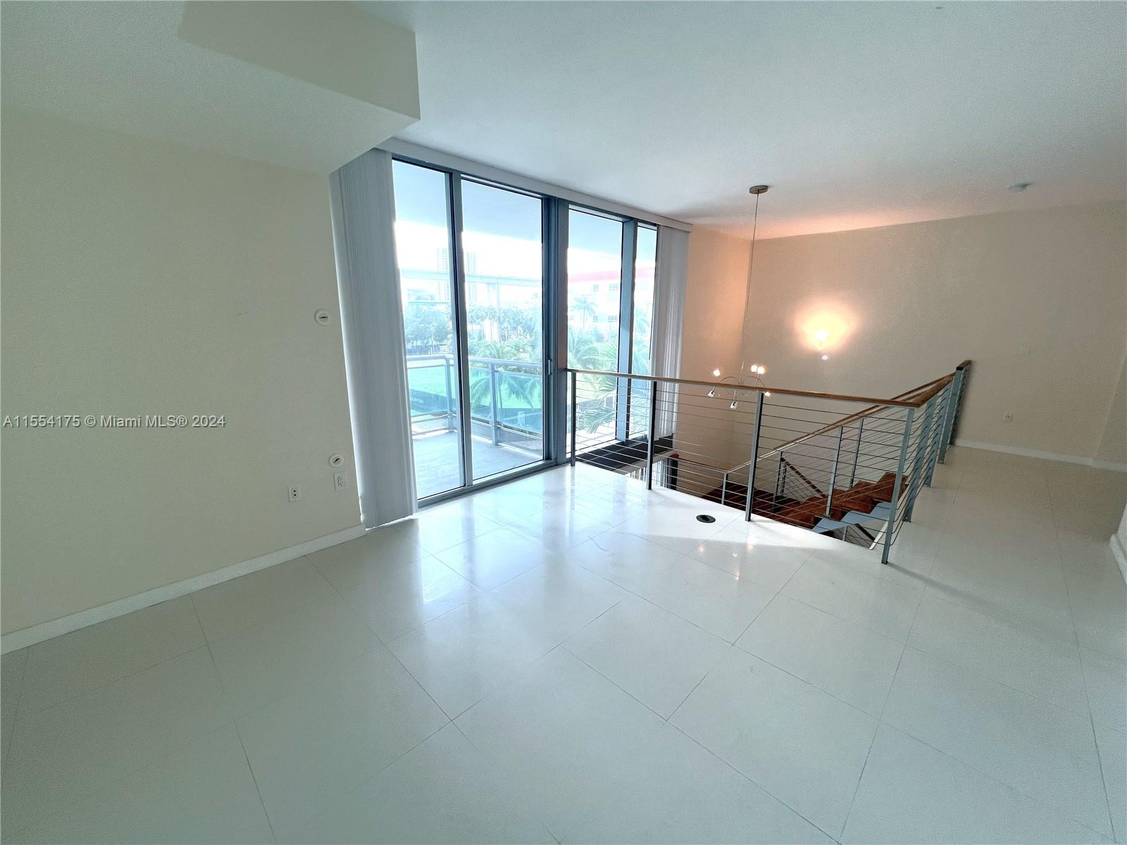 WIND CONDO - Residential