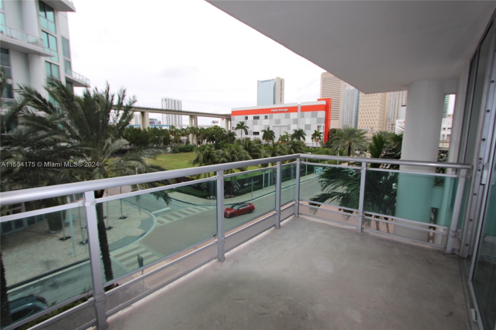 WIND CONDO - Residential