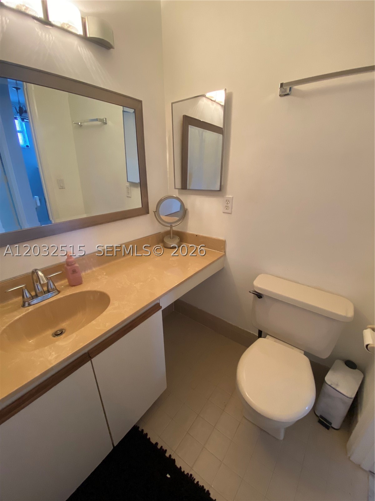REPUBLIC SQUARE CONDO - Residential