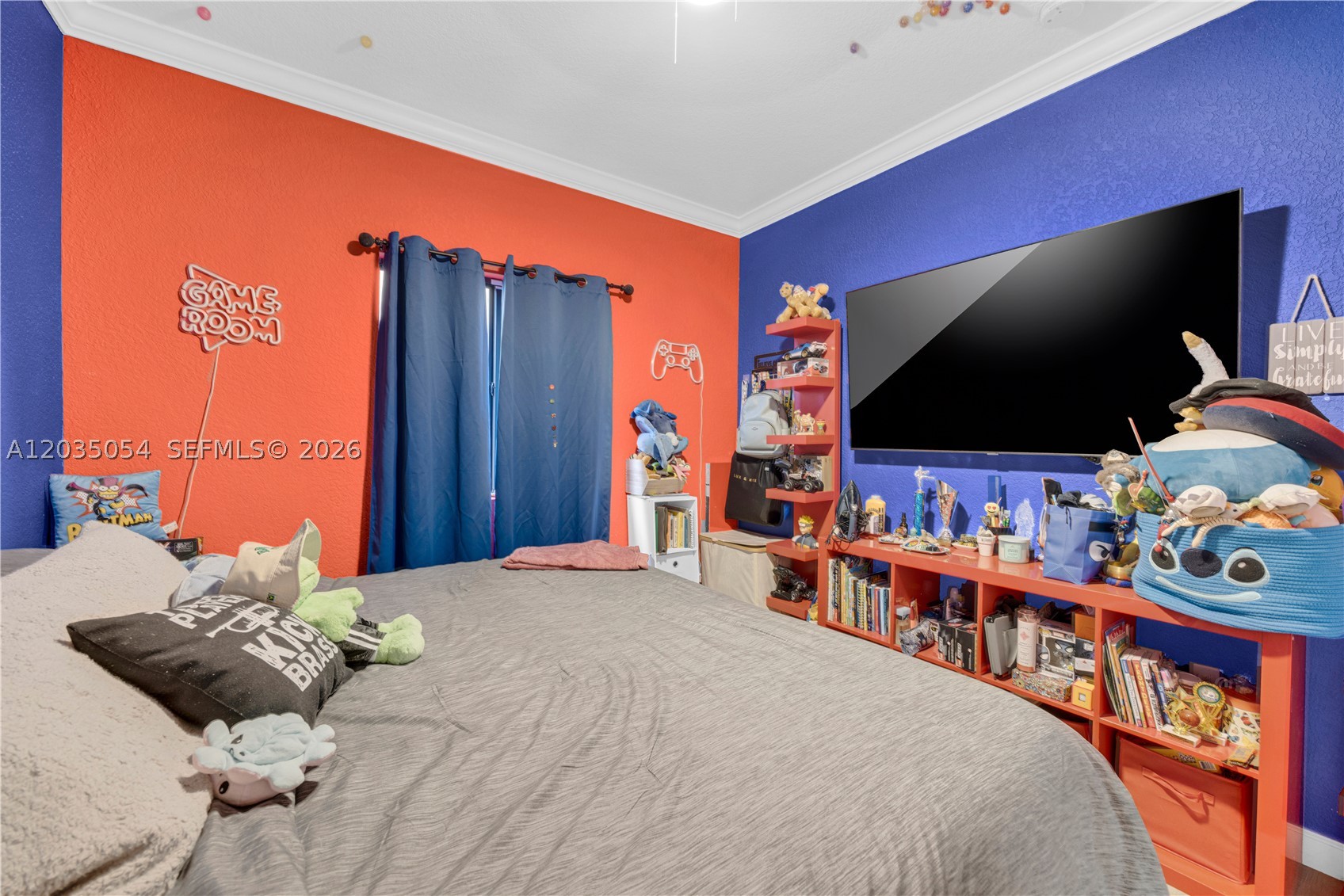 MOODY DRIVE HOMES - Residential