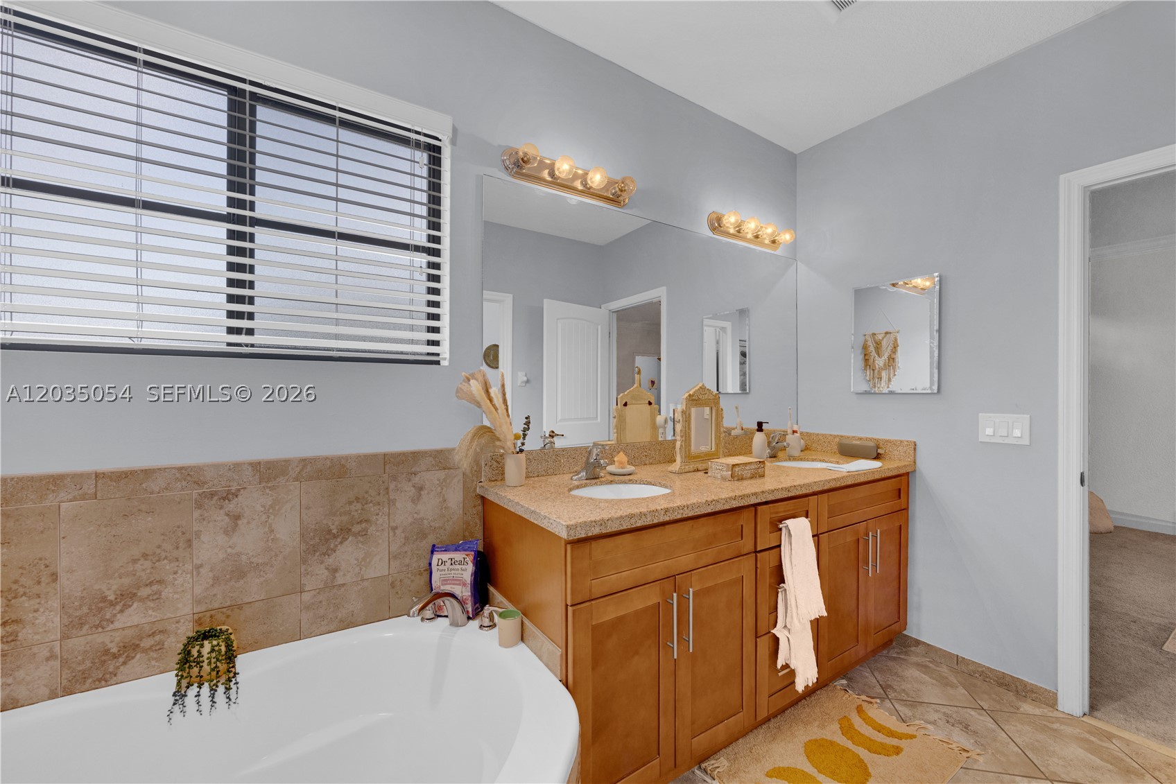 MOODY DRIVE HOMES - Residential