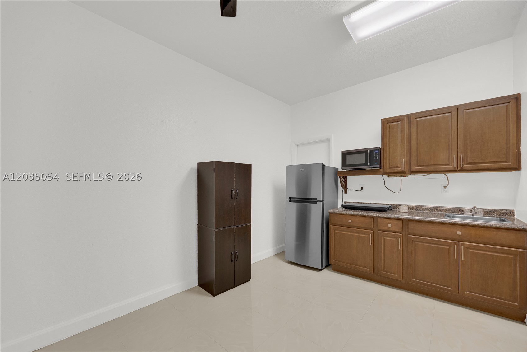 MOODY DRIVE HOMES - Residential